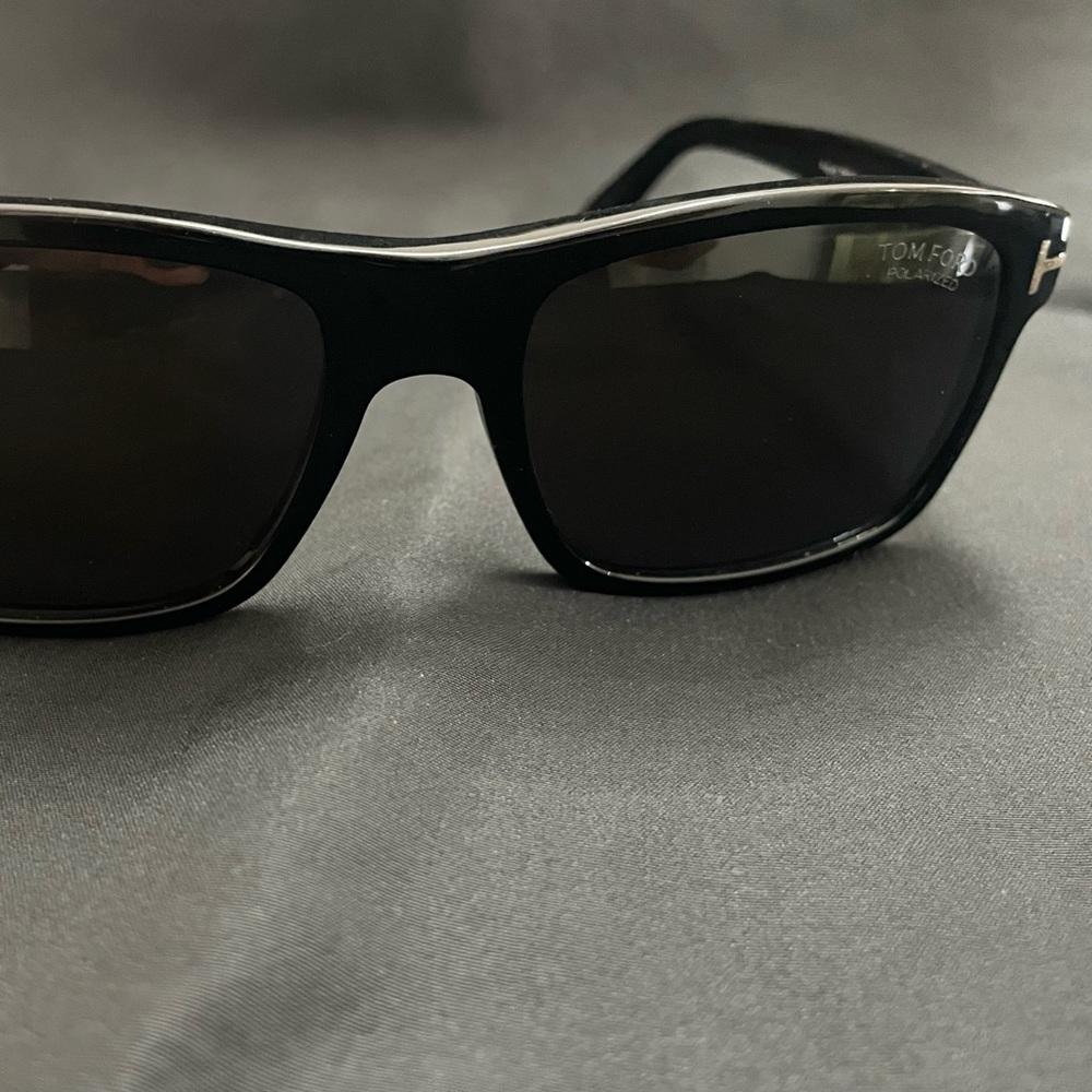 Tom Ford Polarized Sunglasses, TR001026 - Picture 7 of 16